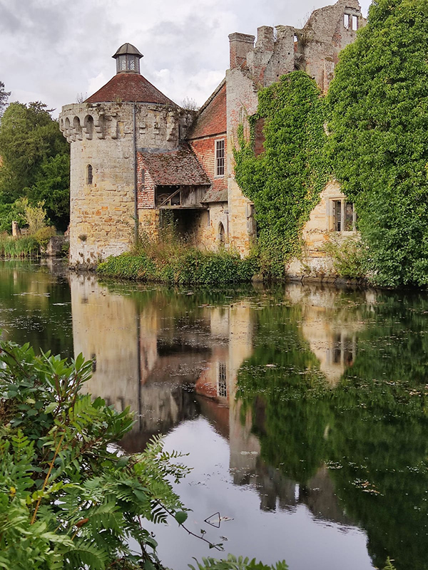 ScotneyCastle_600x800